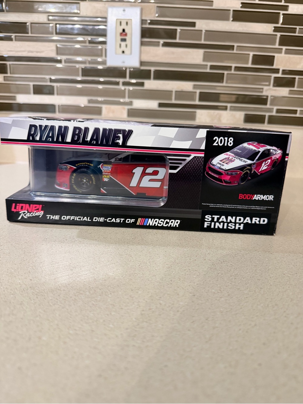 2018 Ryan Blaney #12 BodyArmor Ford Fusion 1/24 Lionel ARC Standard Finish